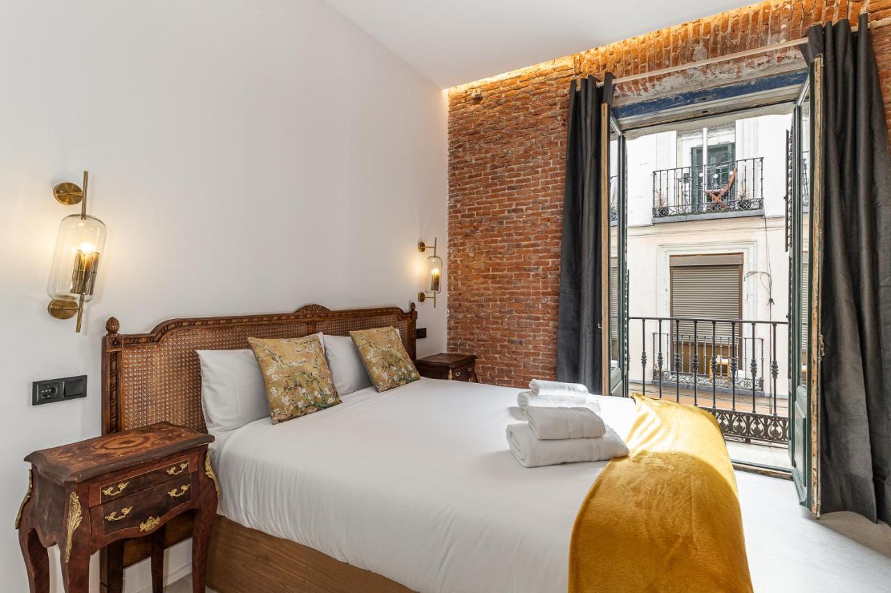Queens House Chueca Madrid Exterior photo